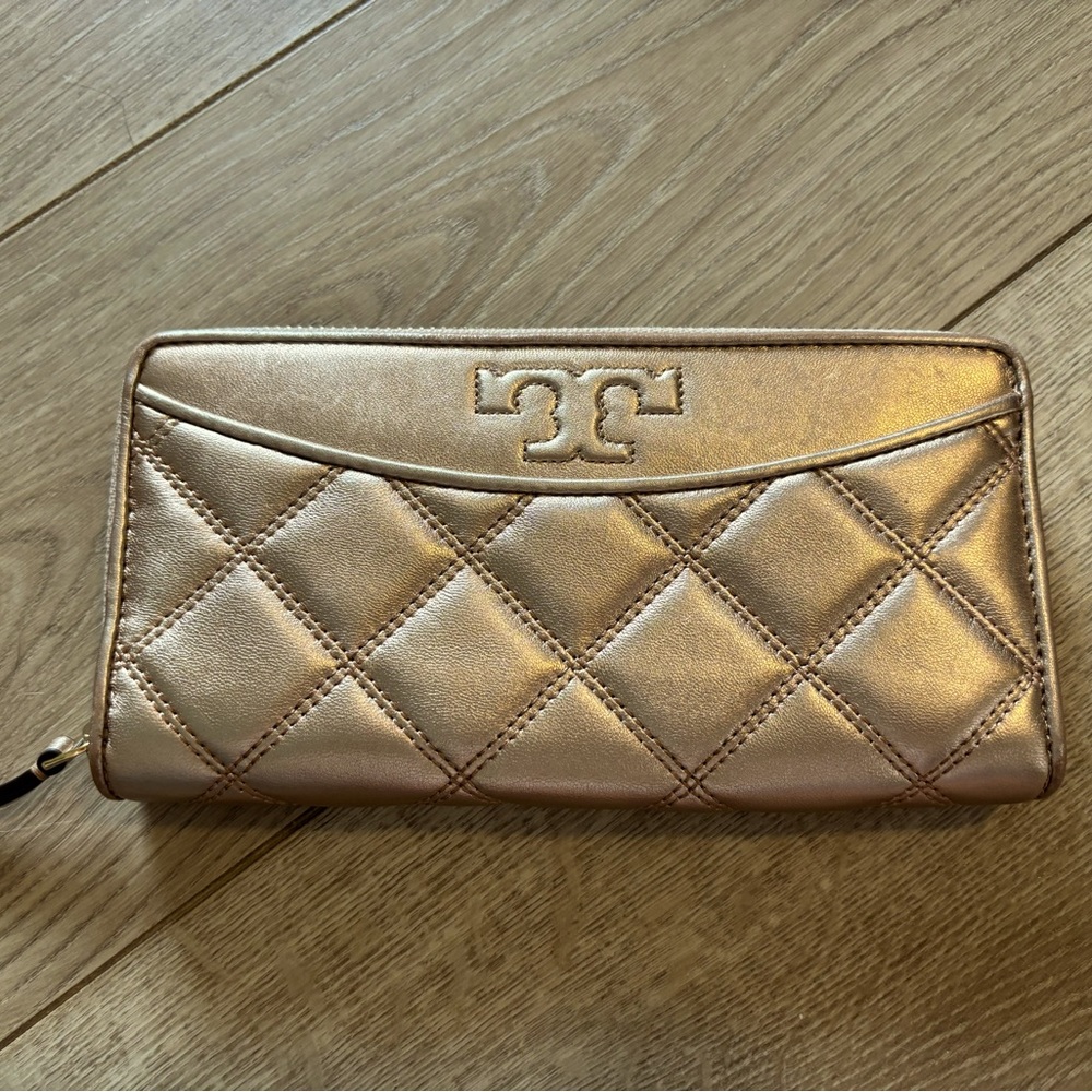 Tory Burch Wallet